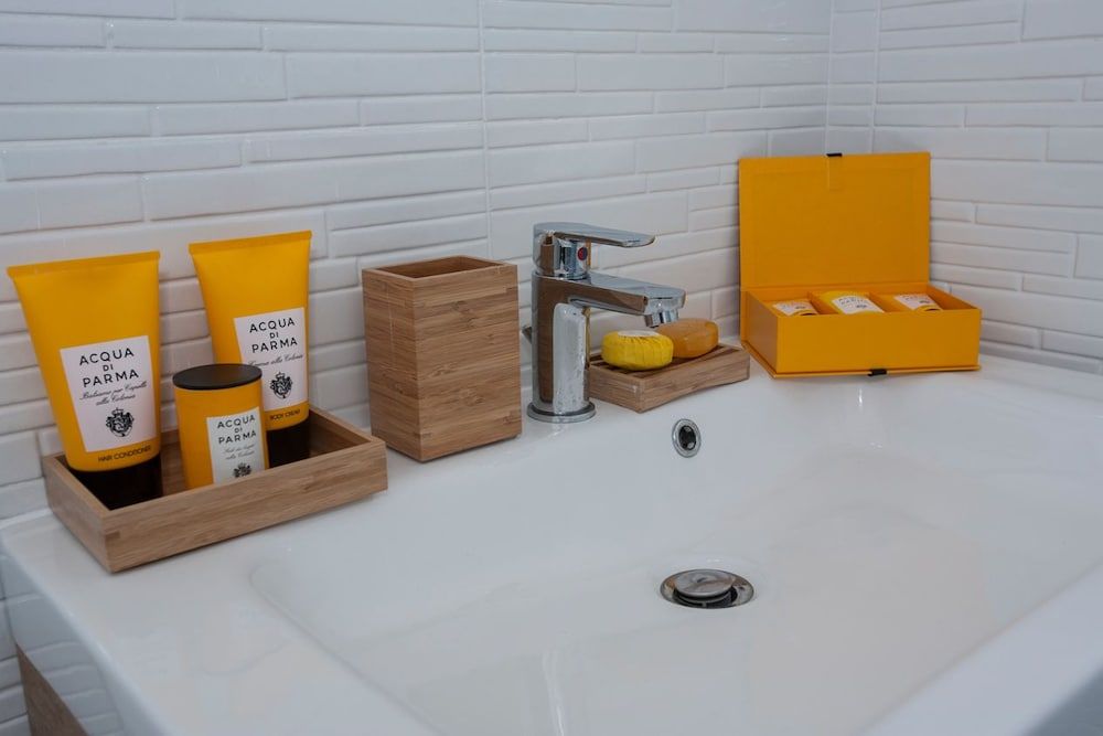Palazzo Caracciolo Boutique Hotel