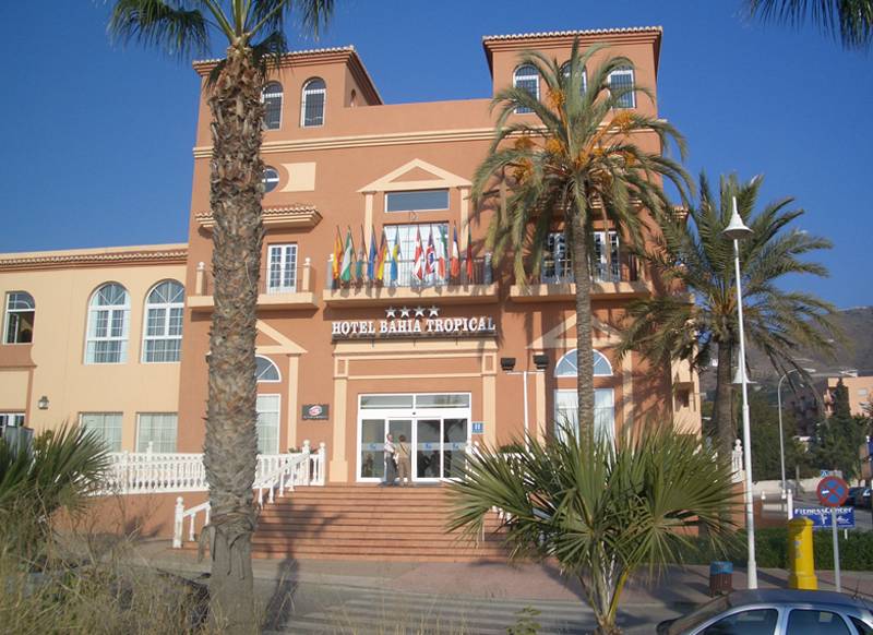 Hotel Bahia Tropical