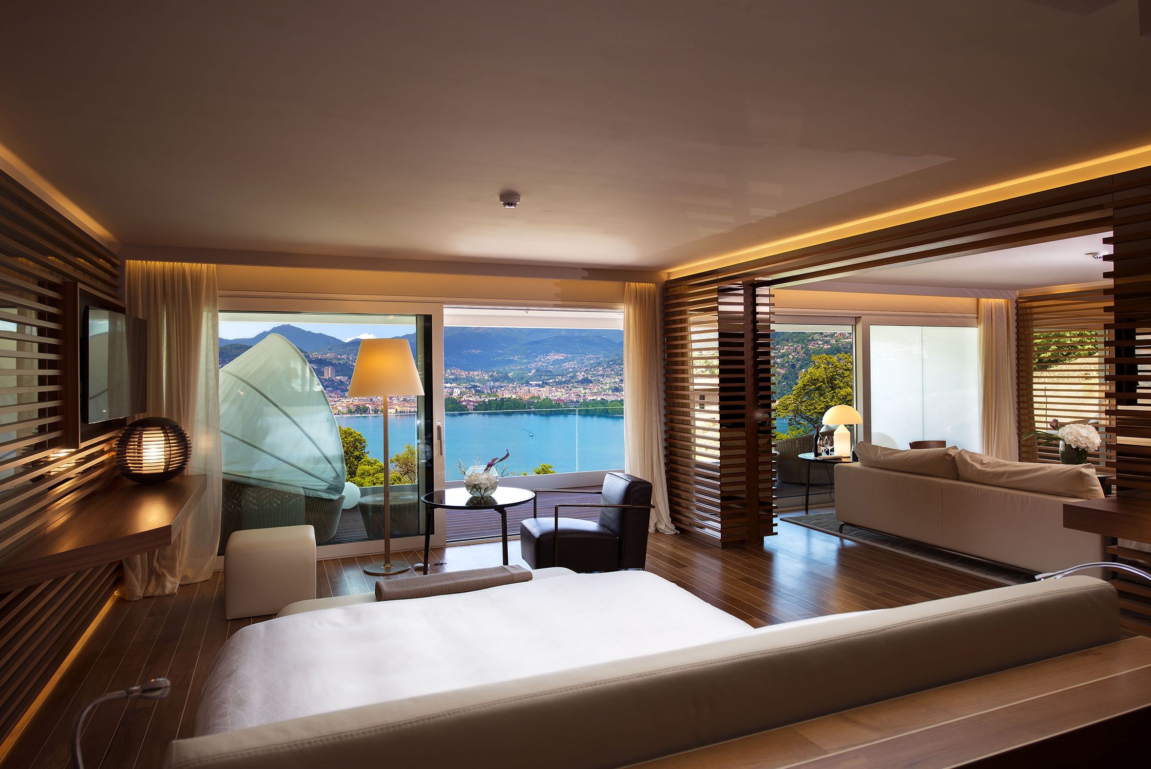 THE VIEW Lugano