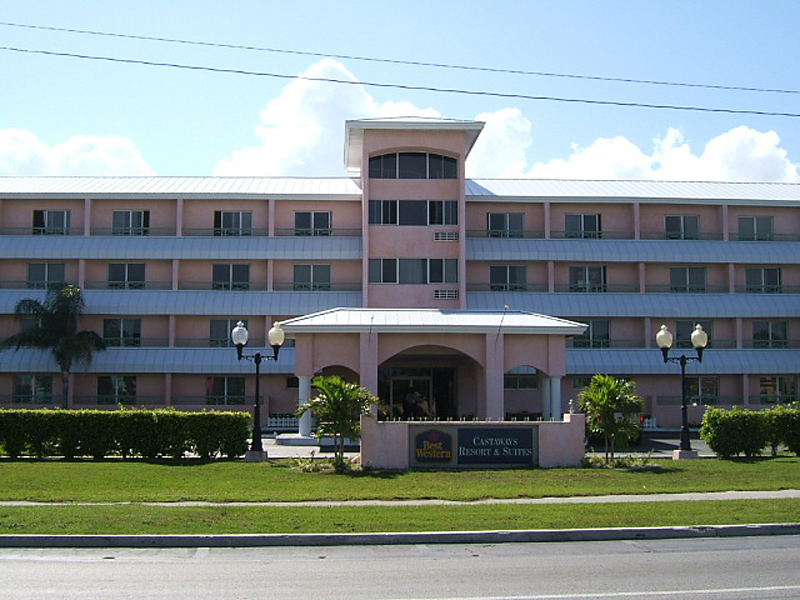 Castaways Resort & Suites