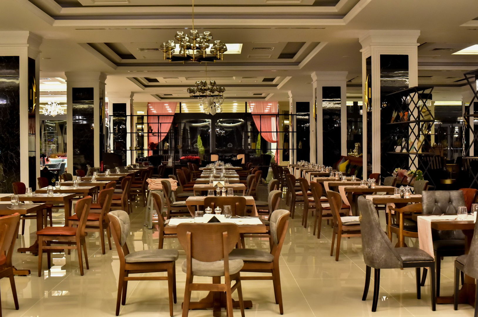 MC Palace Hotel & Spa
