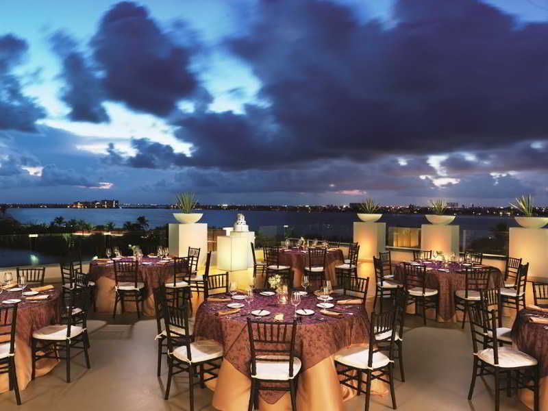 Le Blanc Spa Resort