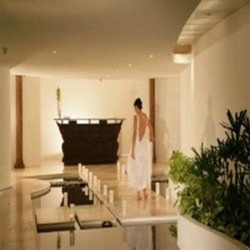 Le Blanc Spa Resort