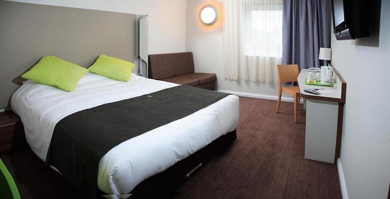Travelodge Bradford South
