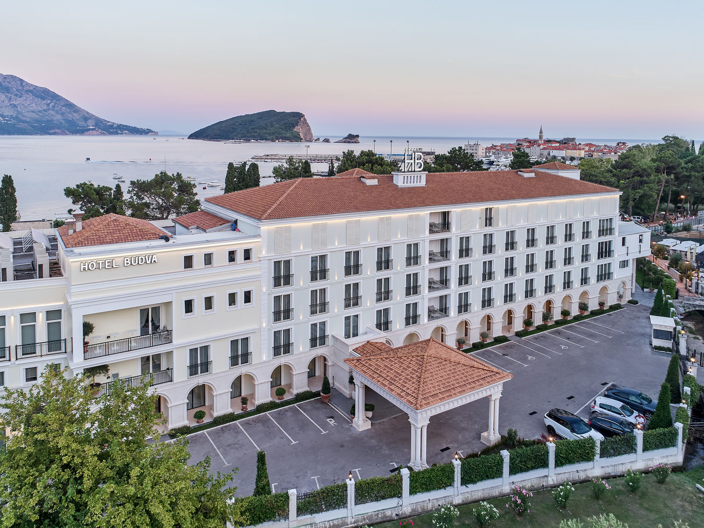 Crowne Plaza Budva
