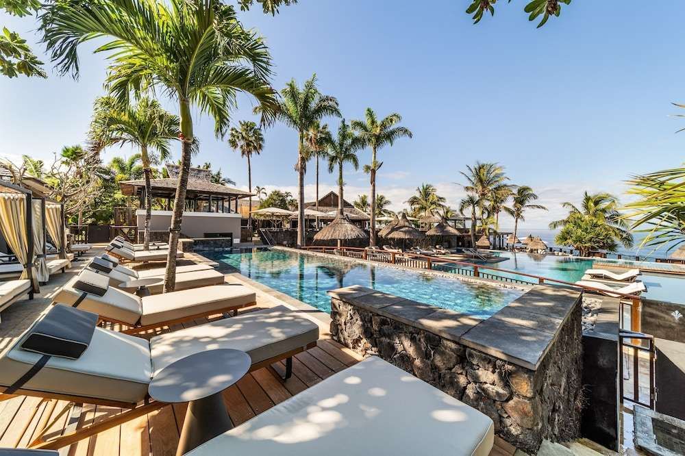 Palm Hotel & Spa