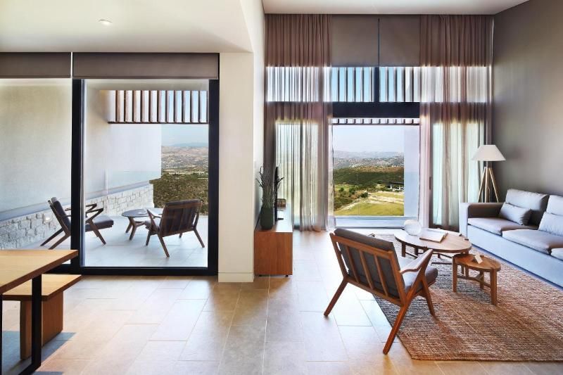 Minthis Resort