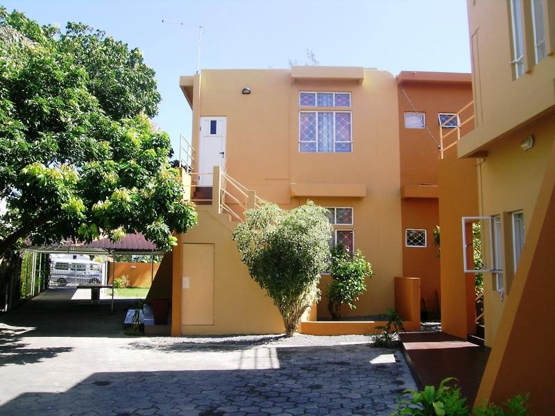 Acacia Apartments