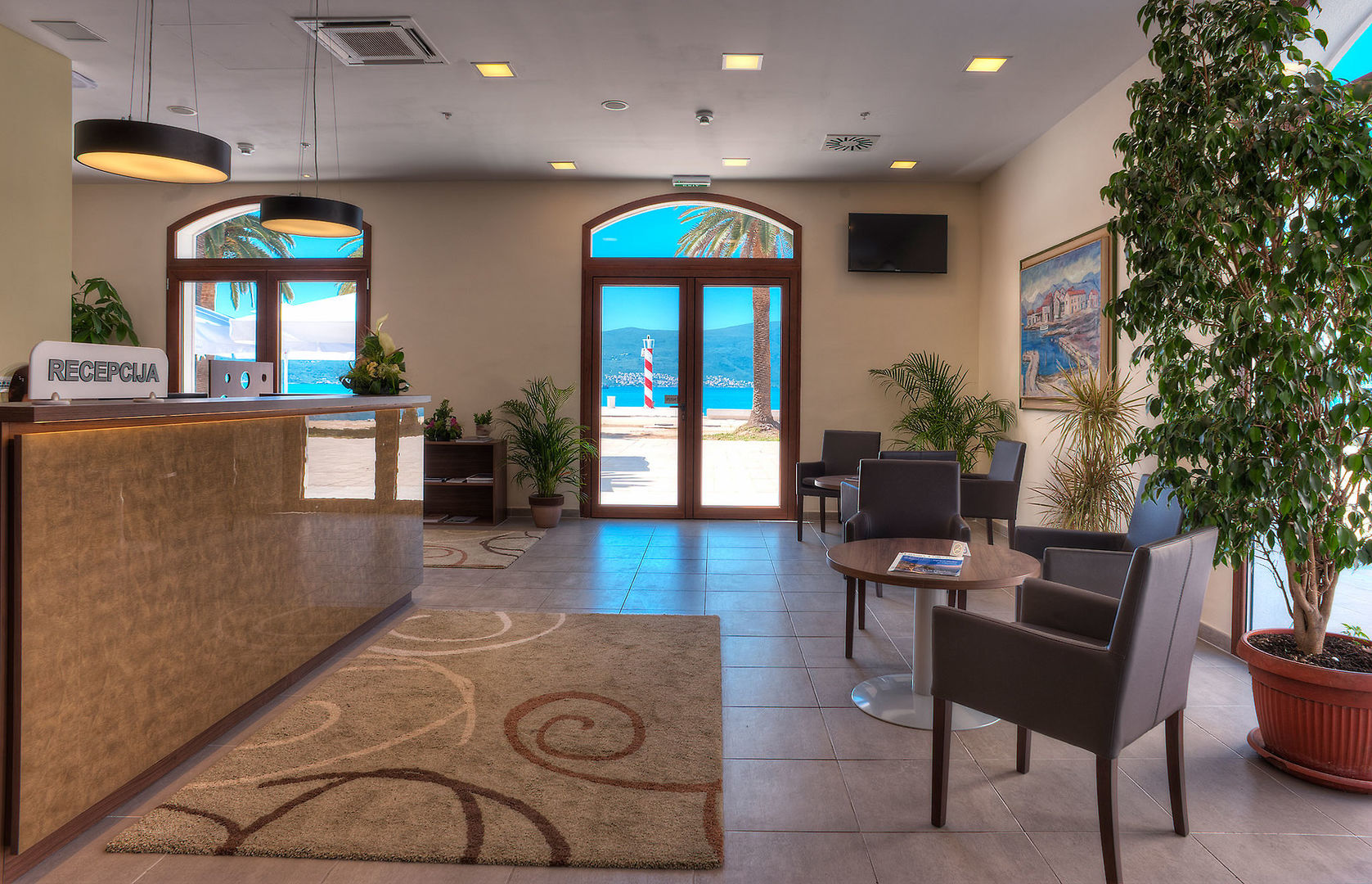 Pine Hotel