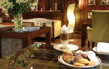 Hayfield Manor Hotel