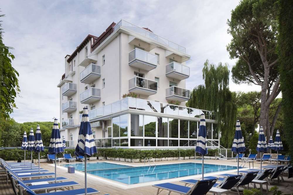 Harvey Suites Hotel & Residence