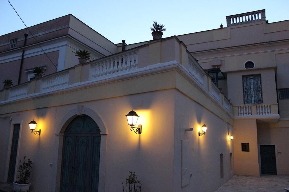 Domus D'ecclesiis B&B
