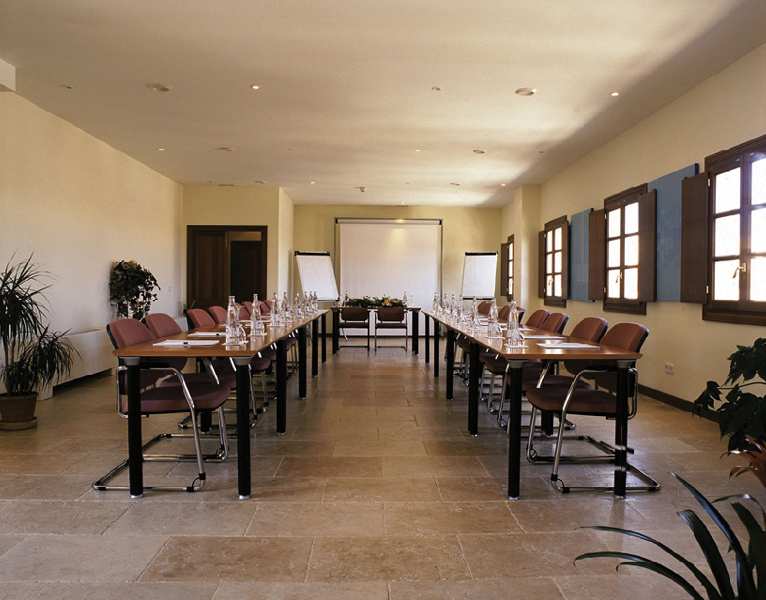 Pula Suites Boutique Resort