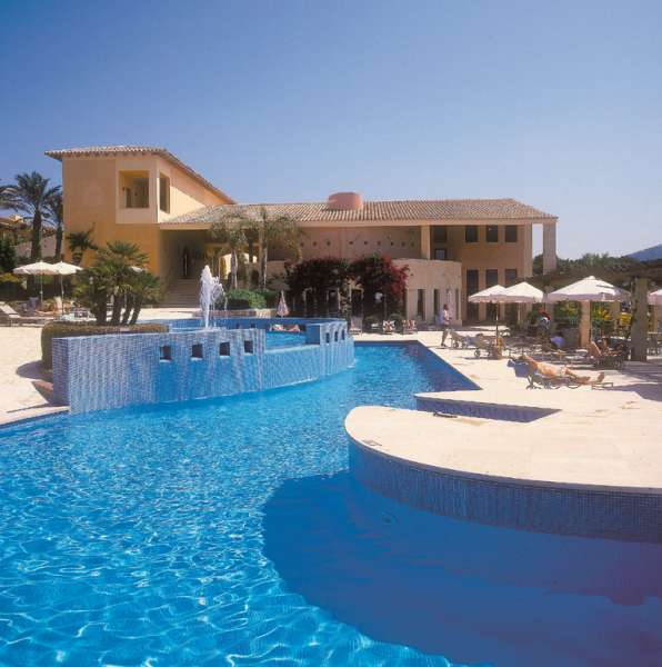 Pula Suites Boutique Resort