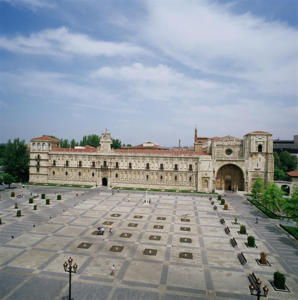 Parador de León