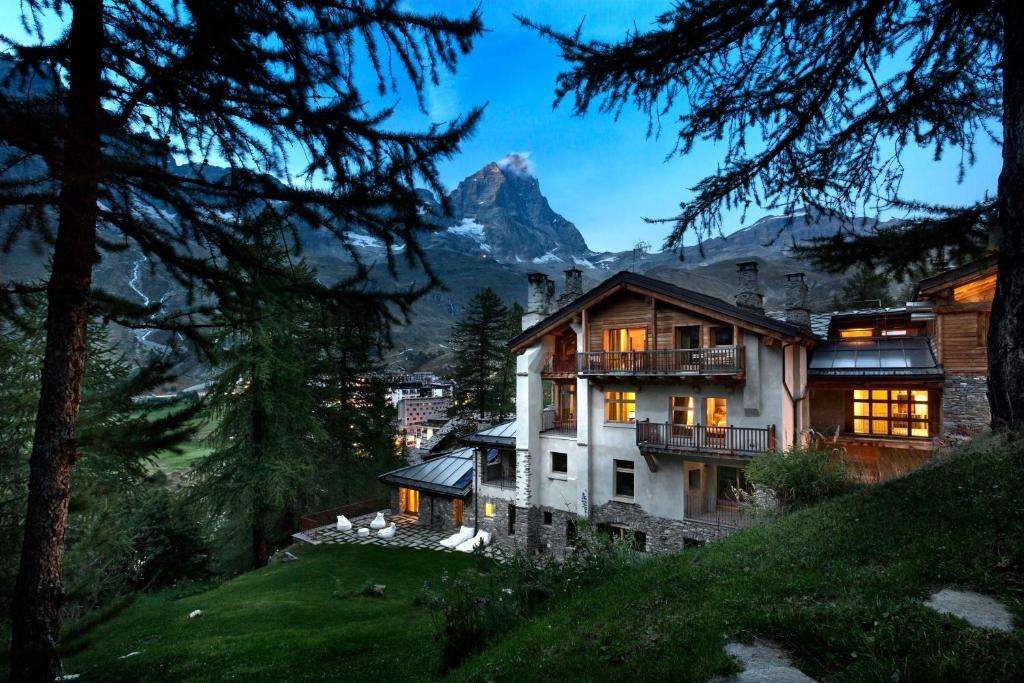 Saint Hubertus Resort