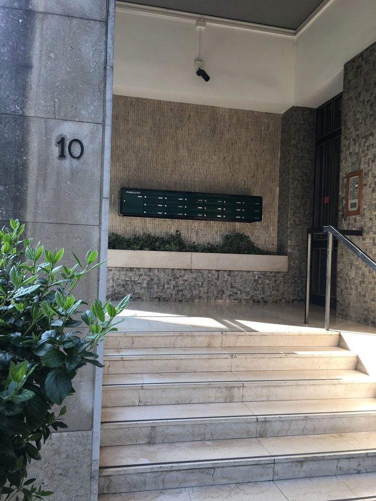 Simoni 10