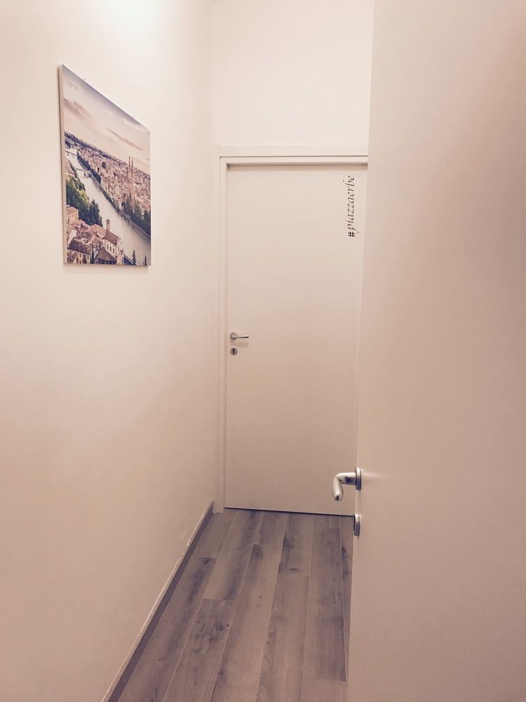 Simoni 10