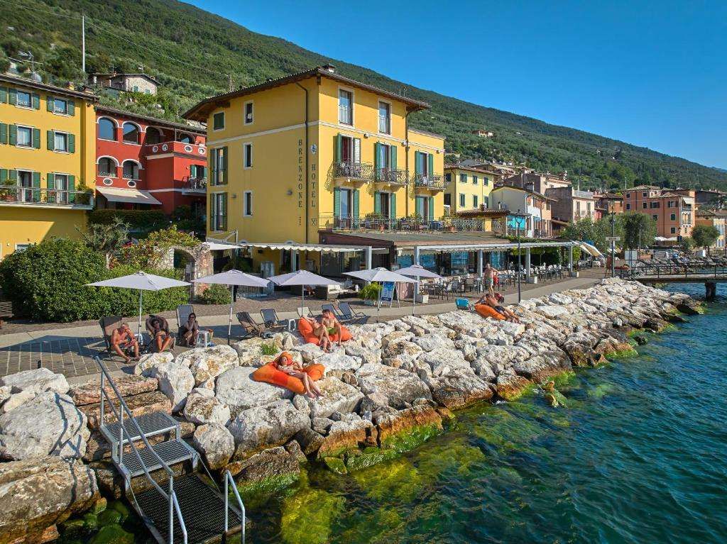 Lake Front Hotel Brenzone