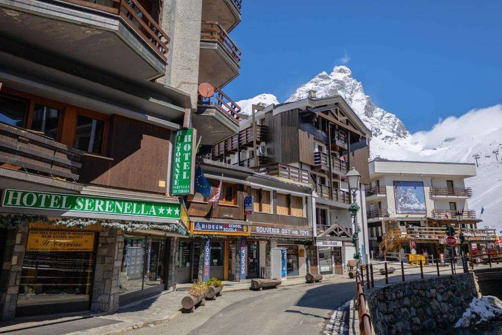 Hotel Serenella