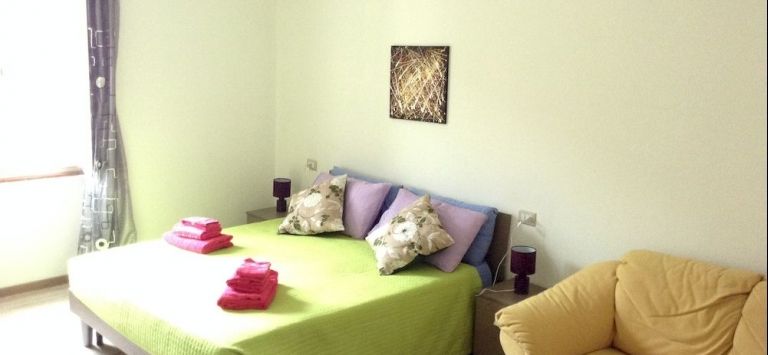 B&B Luce Viola