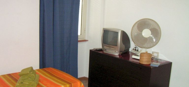 B&B Luce Viola