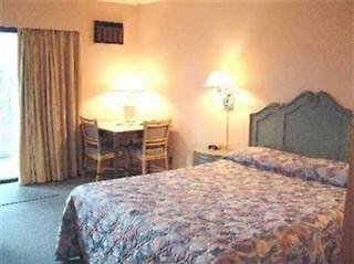 Westward Inn & Suites