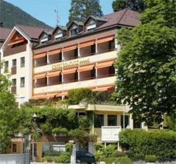 Alpine-City-Wellness Hotel Dominik