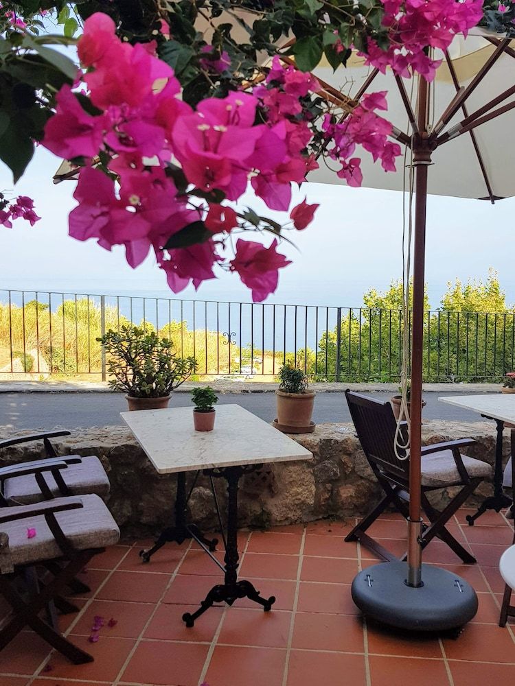 Hotel Rural Ca Mado Paula