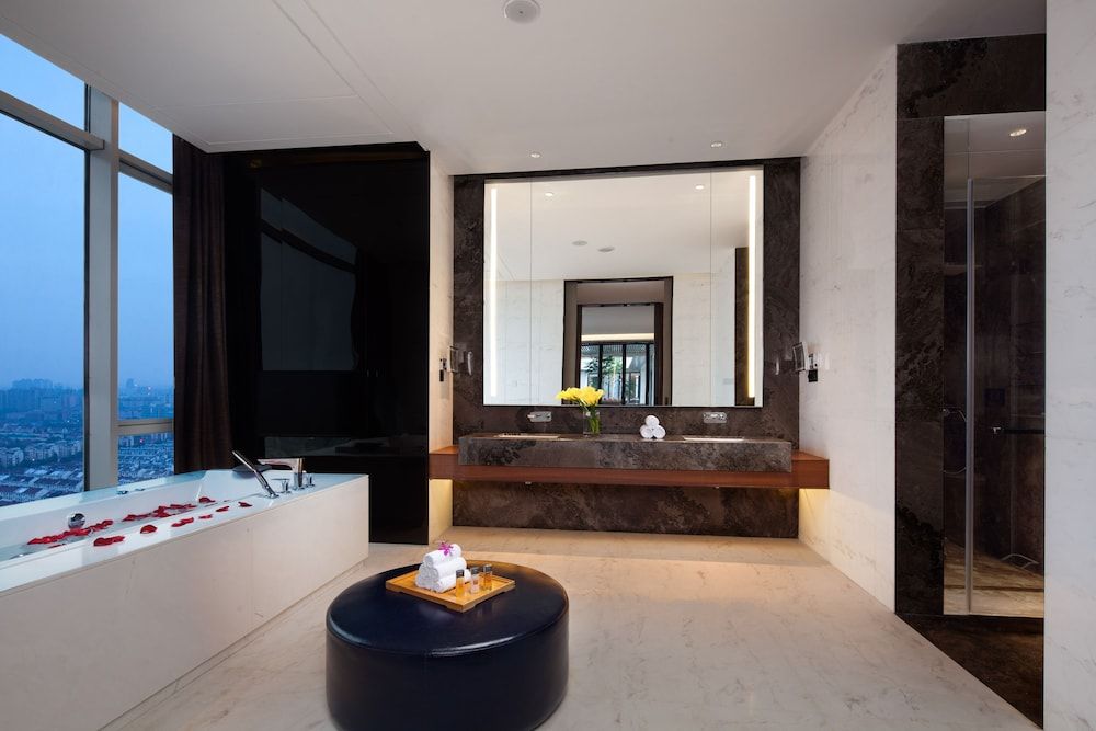 Crowne Plaza Kunshan