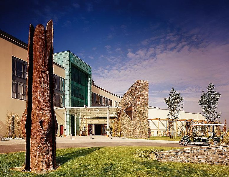 Fota Island Resort