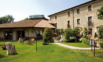 Valle Dell'Aquila Country House