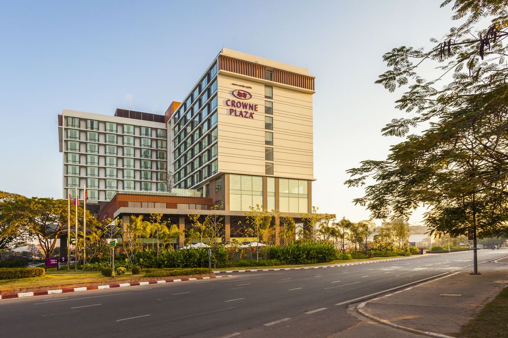 Crowne Plaza Vientiane