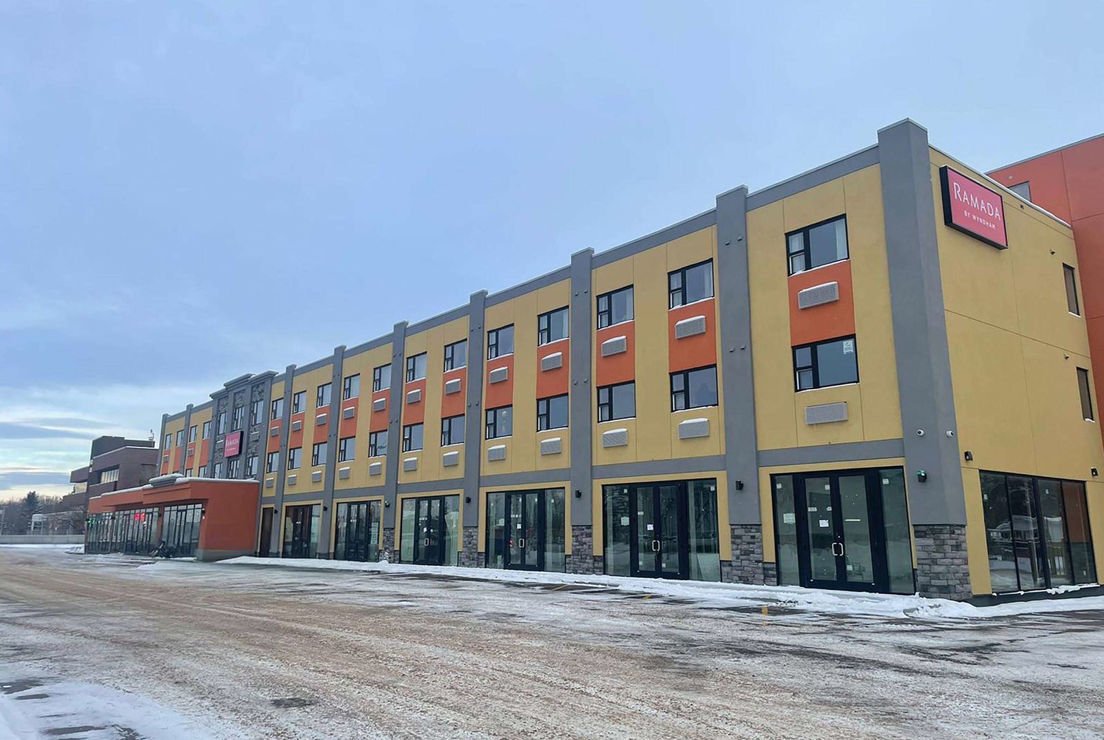 Ramada by Wyndham West Edmonton Hotel & Suites