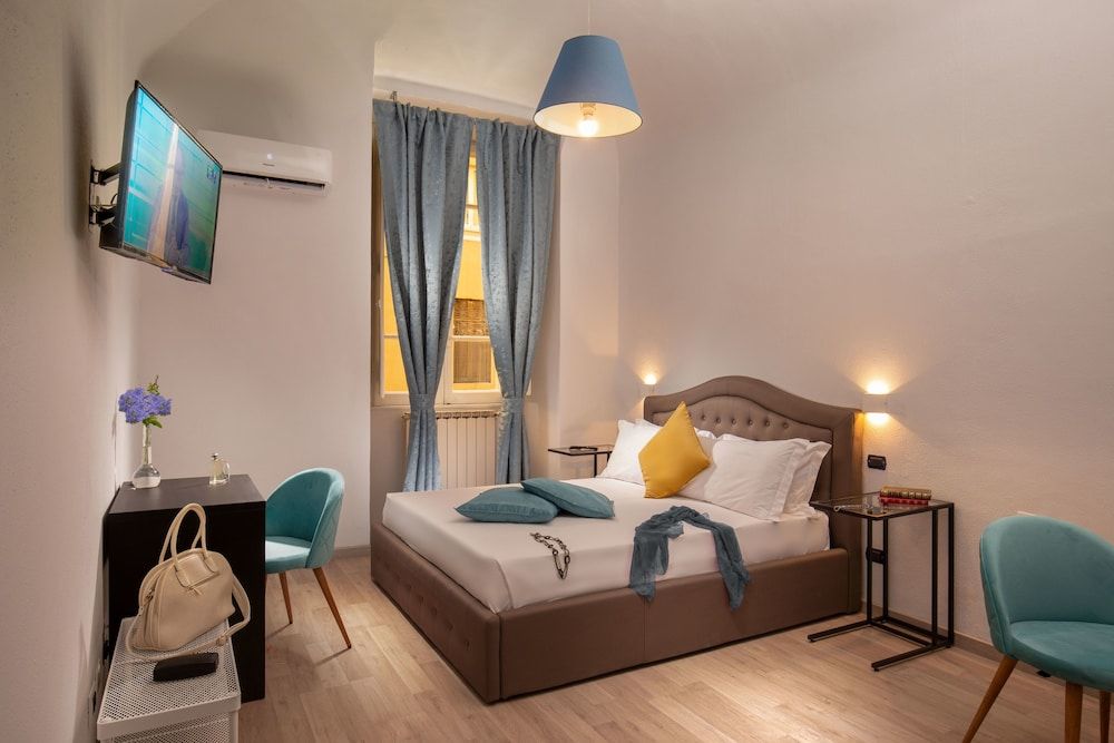 Courtyard Rome Suite