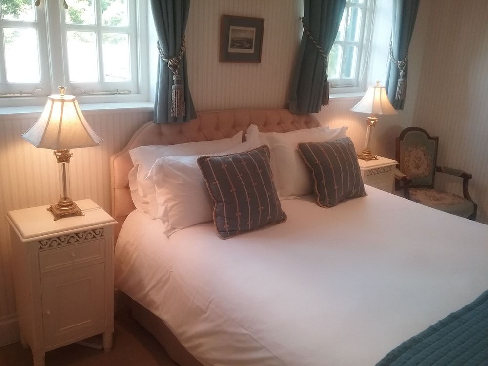 Landseer House