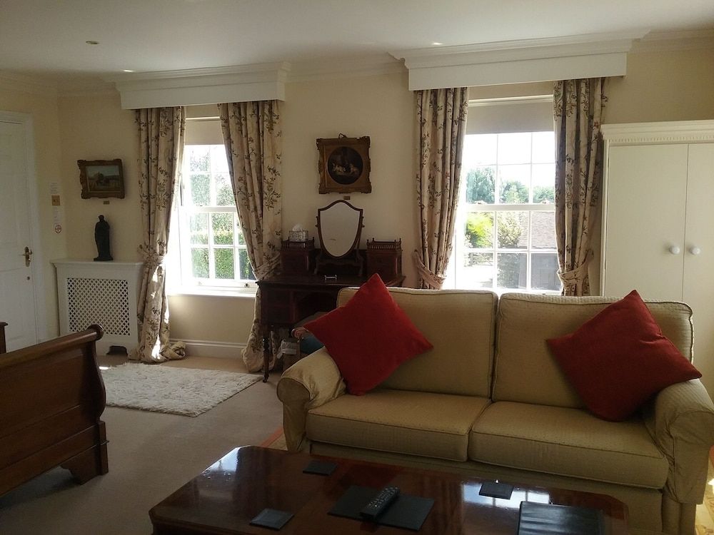 Landseer House