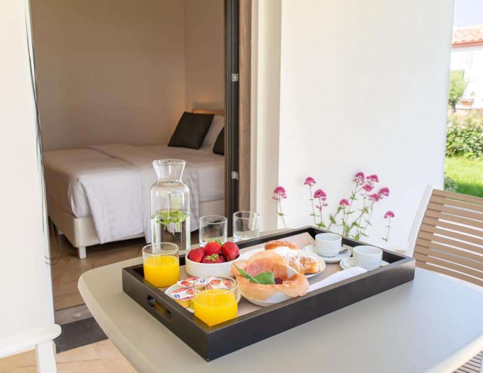 Maristesi Suites & Rooms