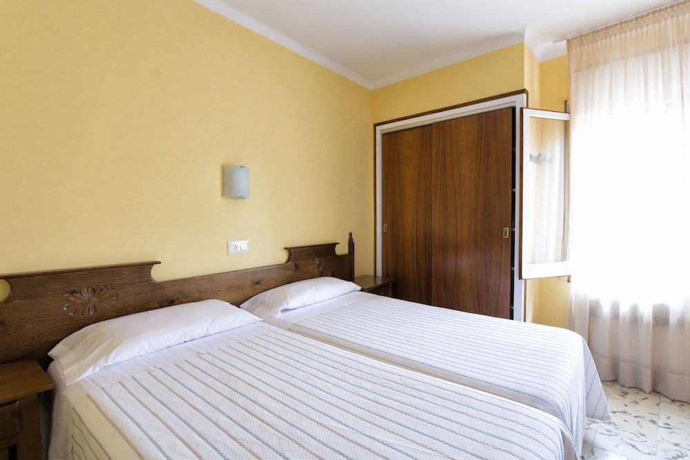 Hostal Fabrellas