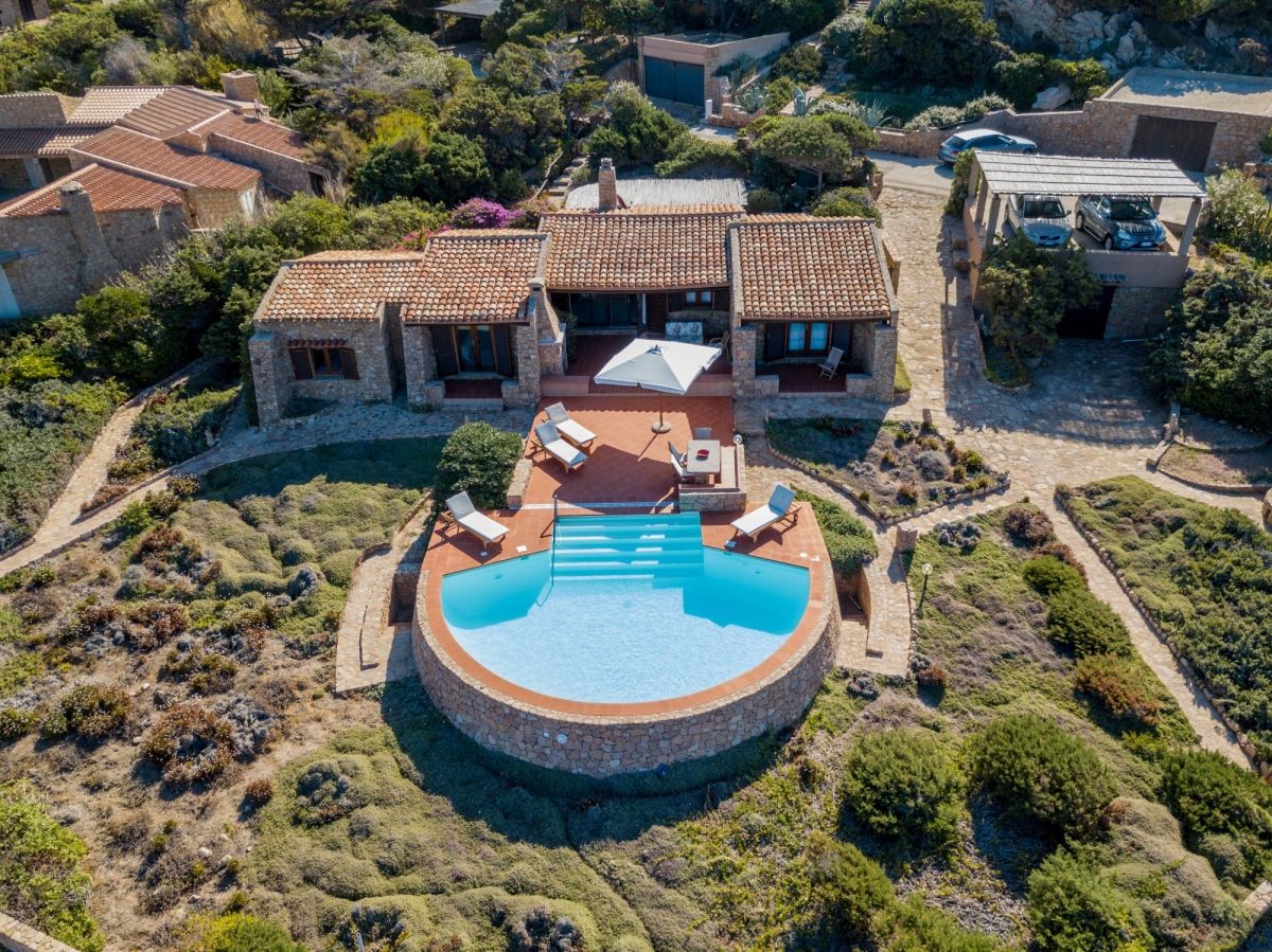 Costa Paradiso Resort