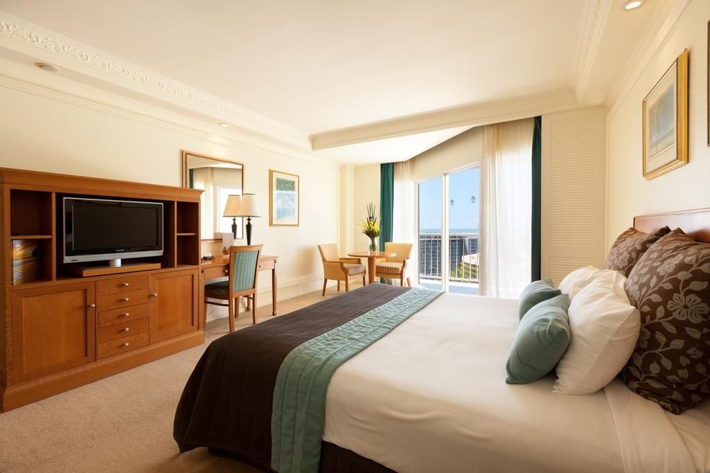 Pullman Cairns International
