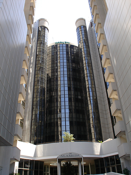 Alameda Plaza