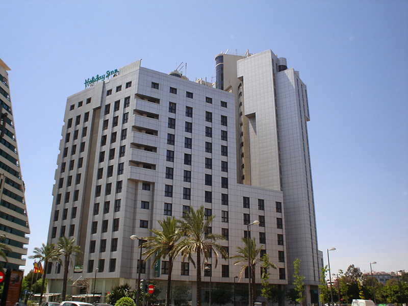 Alameda Plaza