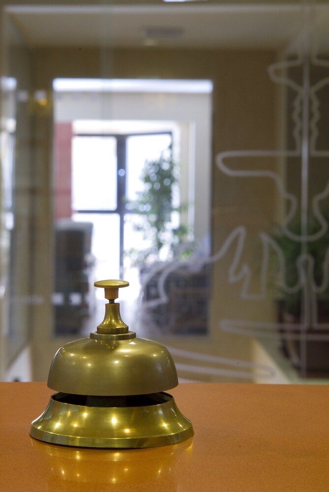 Hotel Avenida Requena