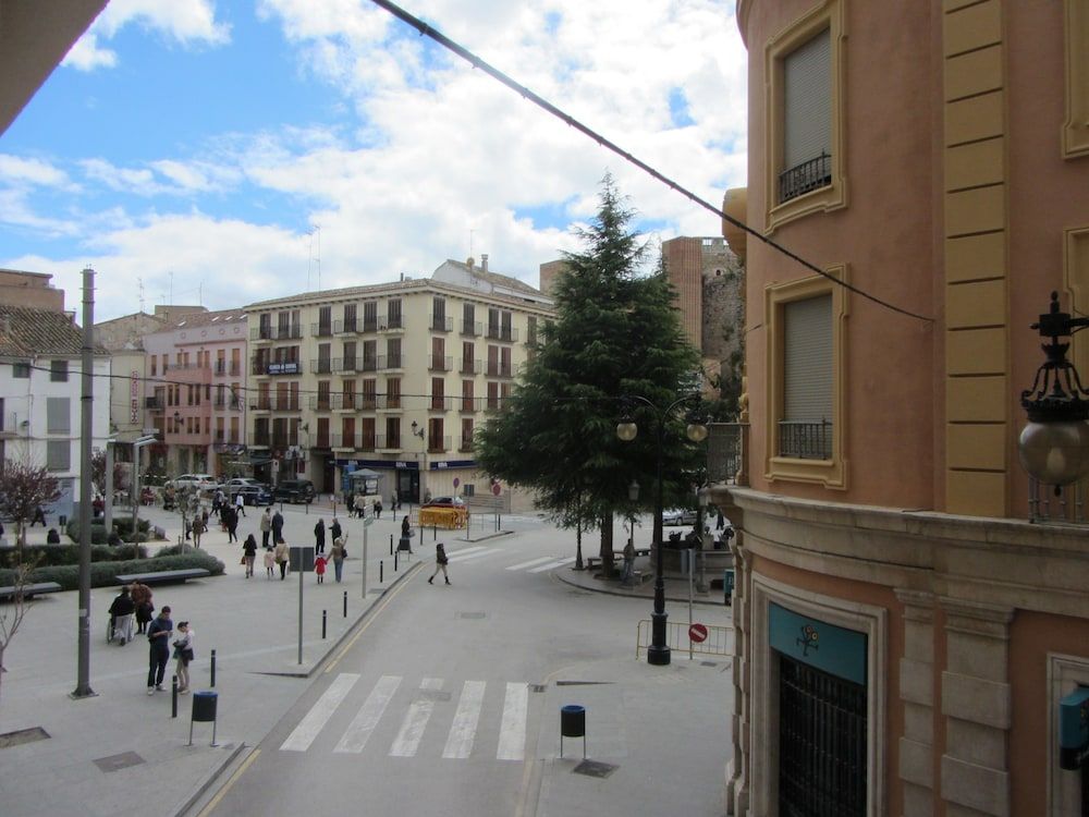 Hotel Avenida Requena
