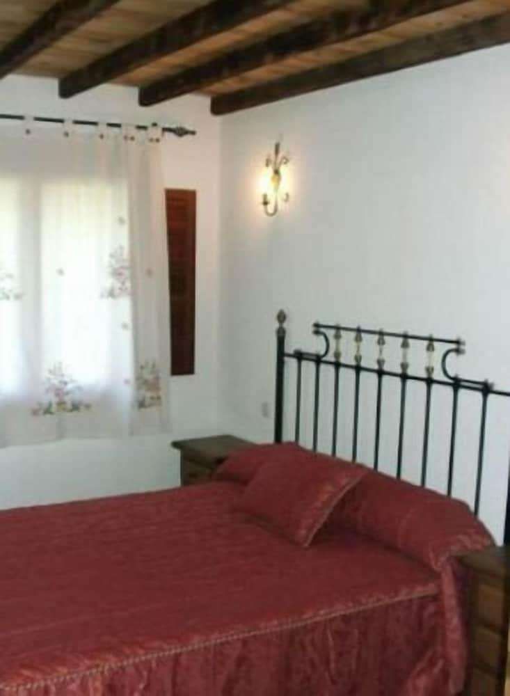 Casa Rural Ropino