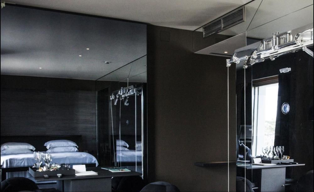 L'Hotel