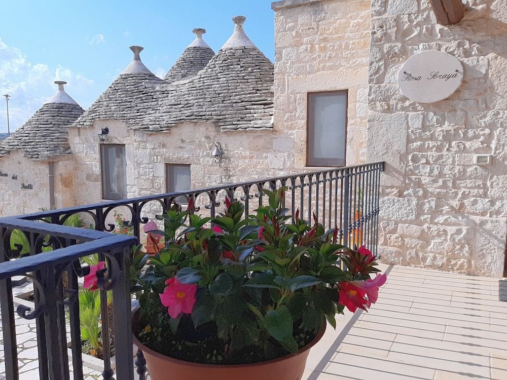 La Rosa dei Trulli