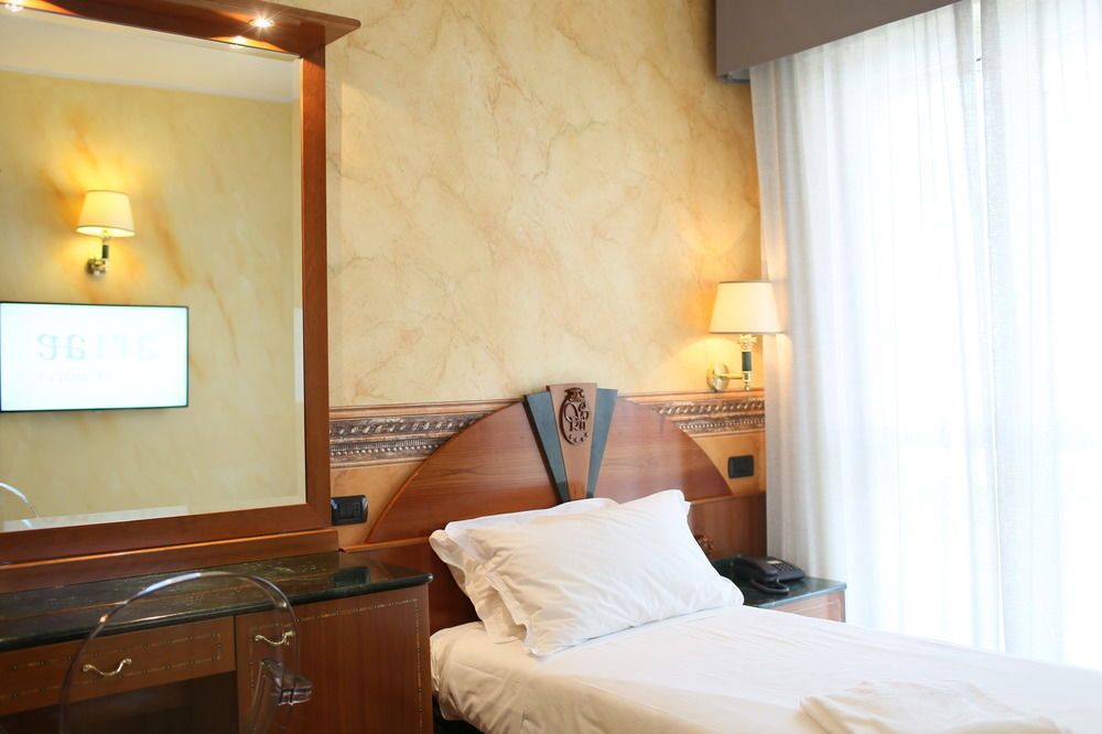 Ariae Hotel