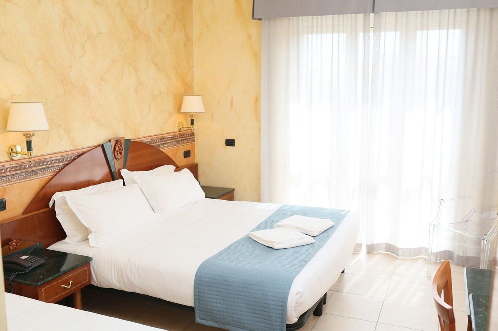 Ariae Hotel